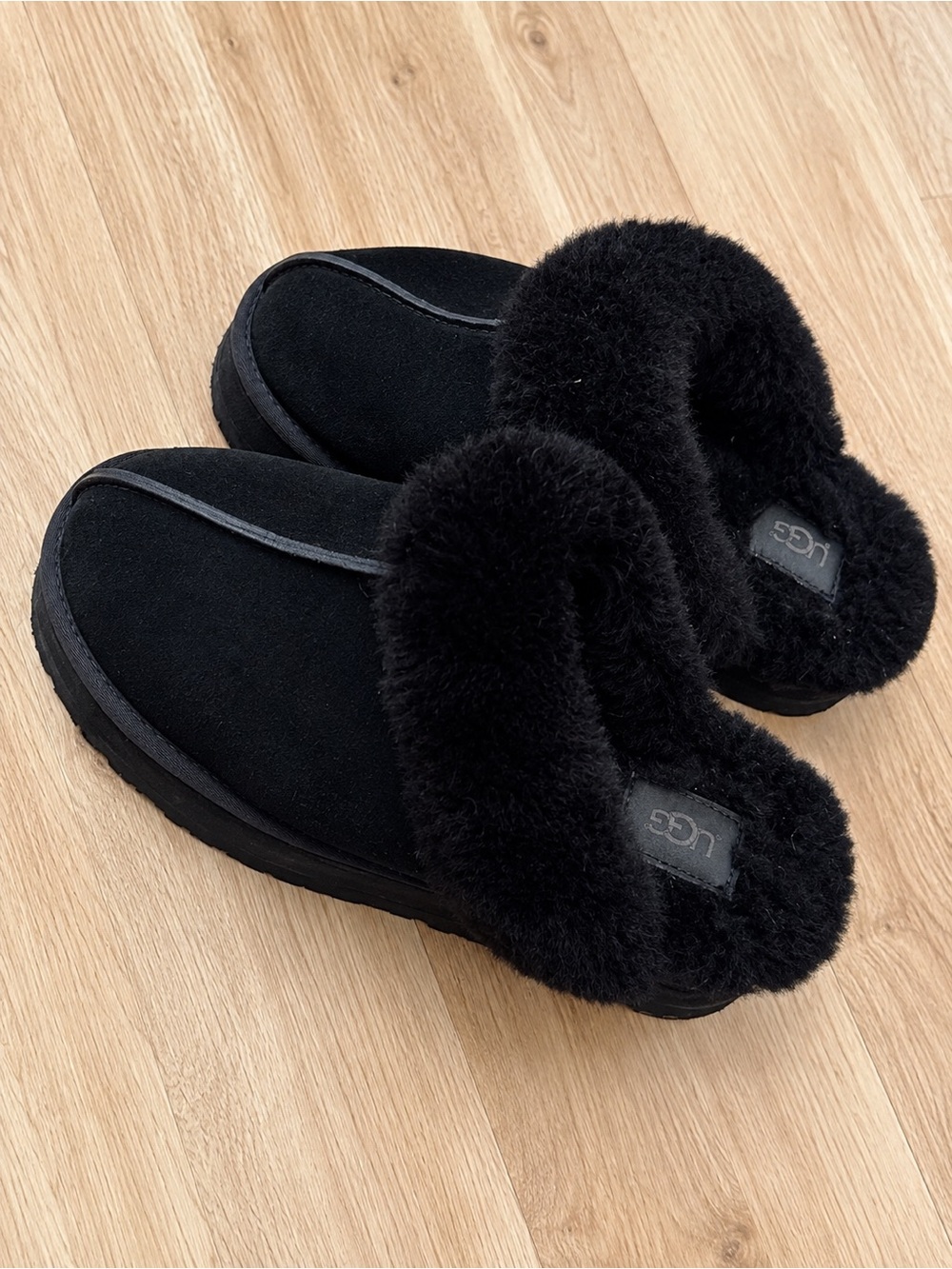 UGG Disquette Platform Slippers – Black 🖤